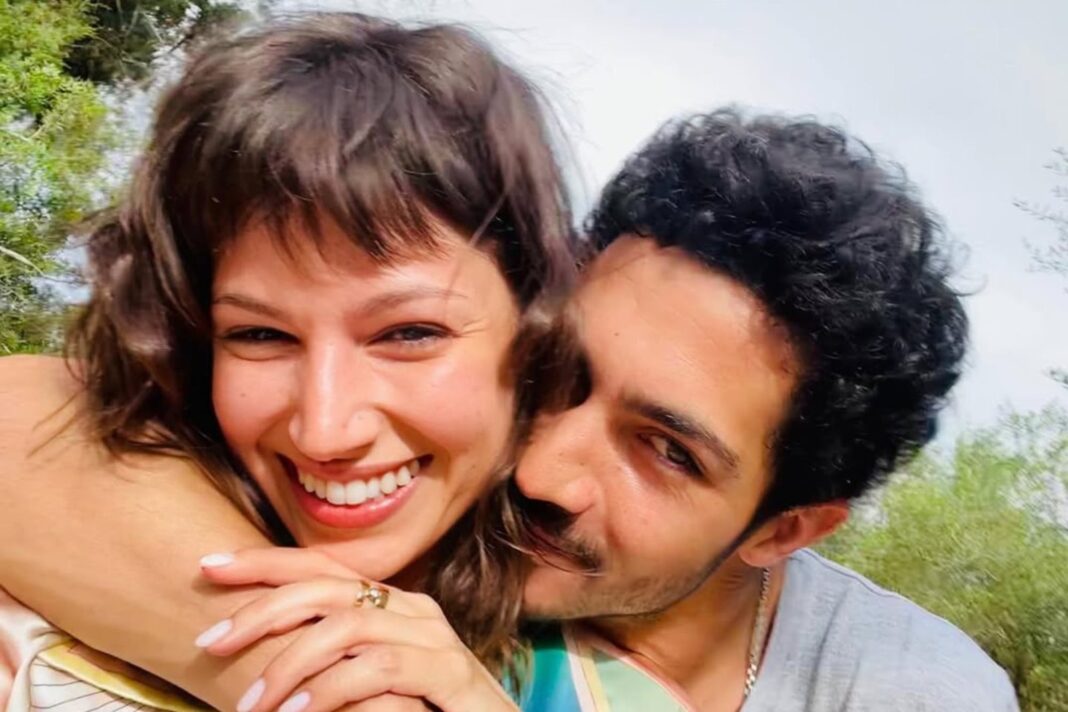Úrsula Corberó, el Chino Darín y su hijo Dante en una foto de Instagram antes de la final del Mundial 2026