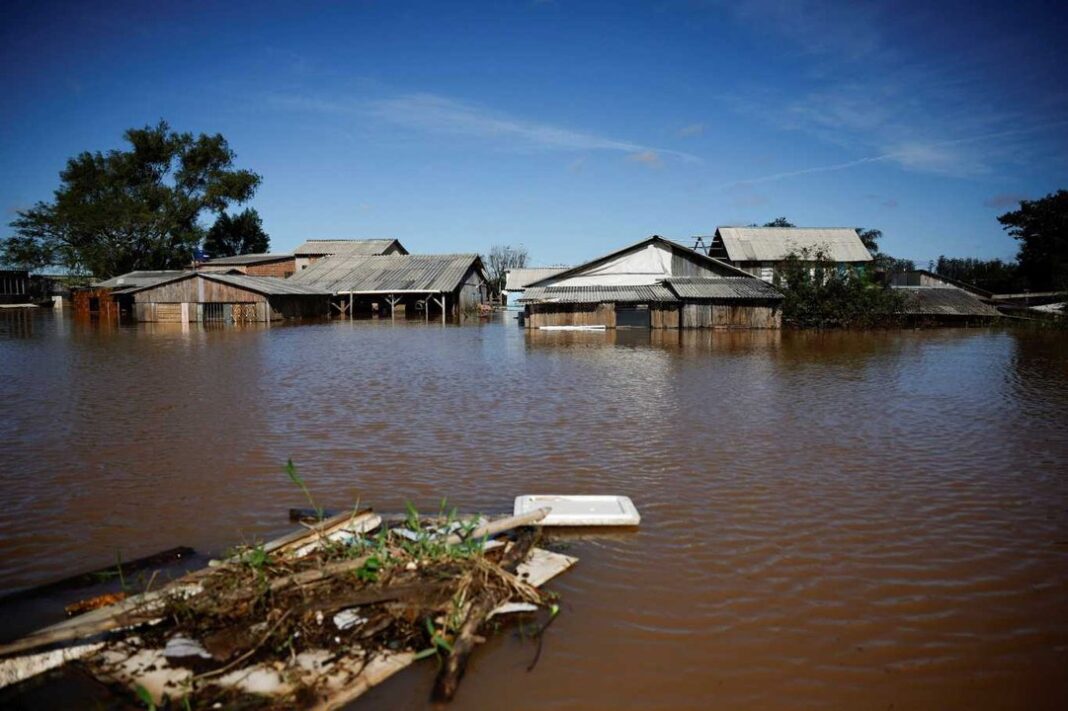 Inundación en una zona urbana de Brasil