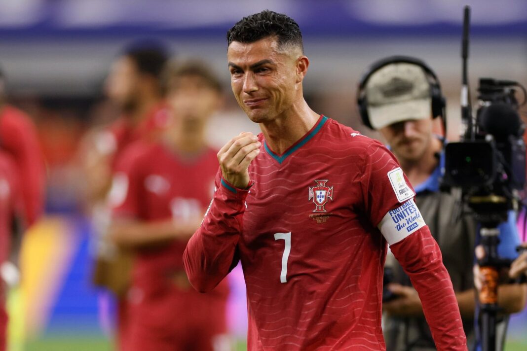 Cristiano Ronaldo con la camiseta del Al-Nassr durante un partido