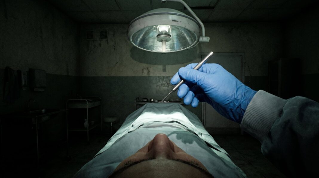 Imagen de una cirugía estética en un quirófano