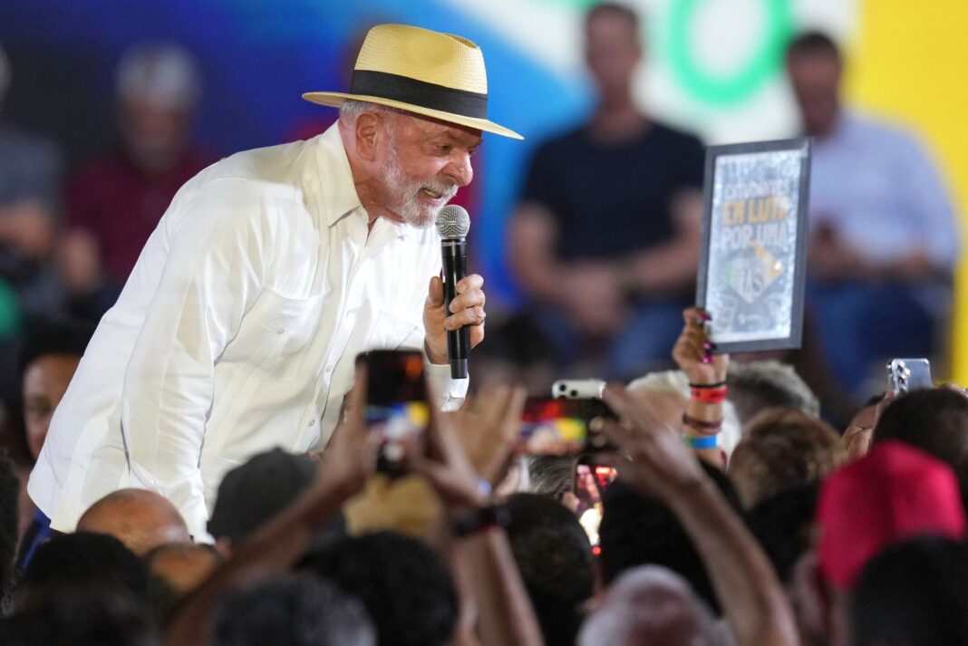 Lula da Silva durante la convención del Partido de los Trabajadores en San Pablo