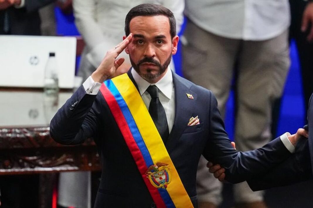 Imagen del presidente de Colombia Abelardo de la Espriella en un mensaje oficial