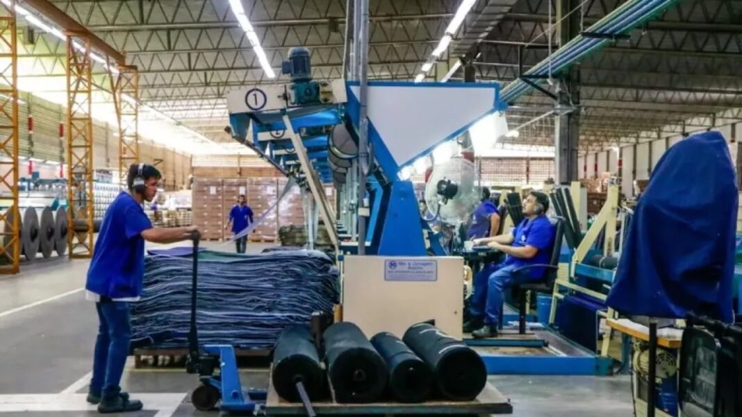 Gráfico de producción industrial en Argentina