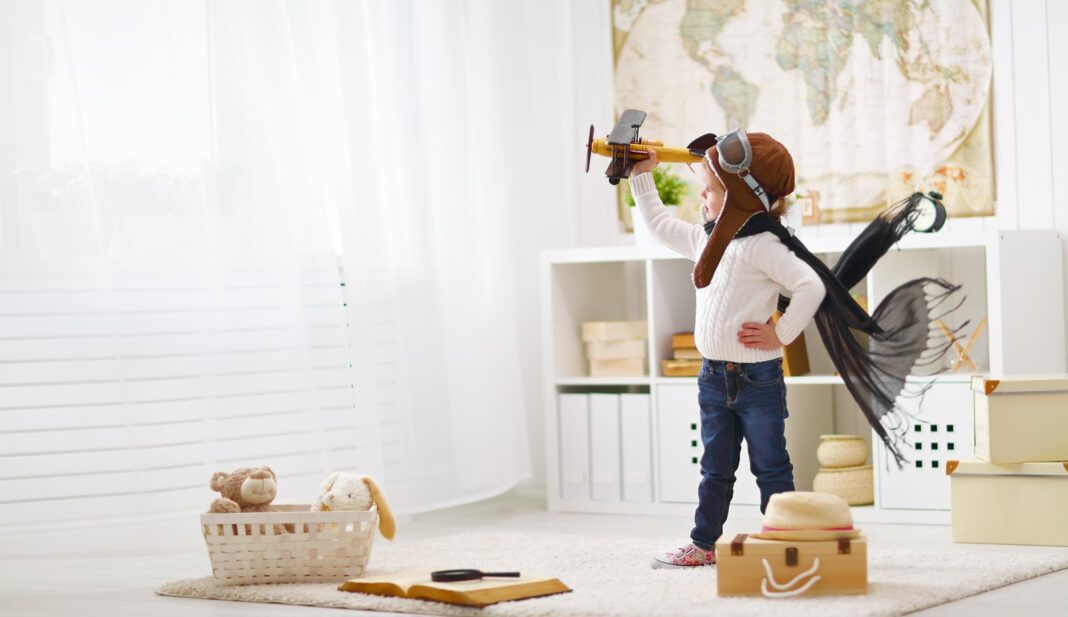 Juguetes y ropa infantil en oferta por el Día de la Niñez