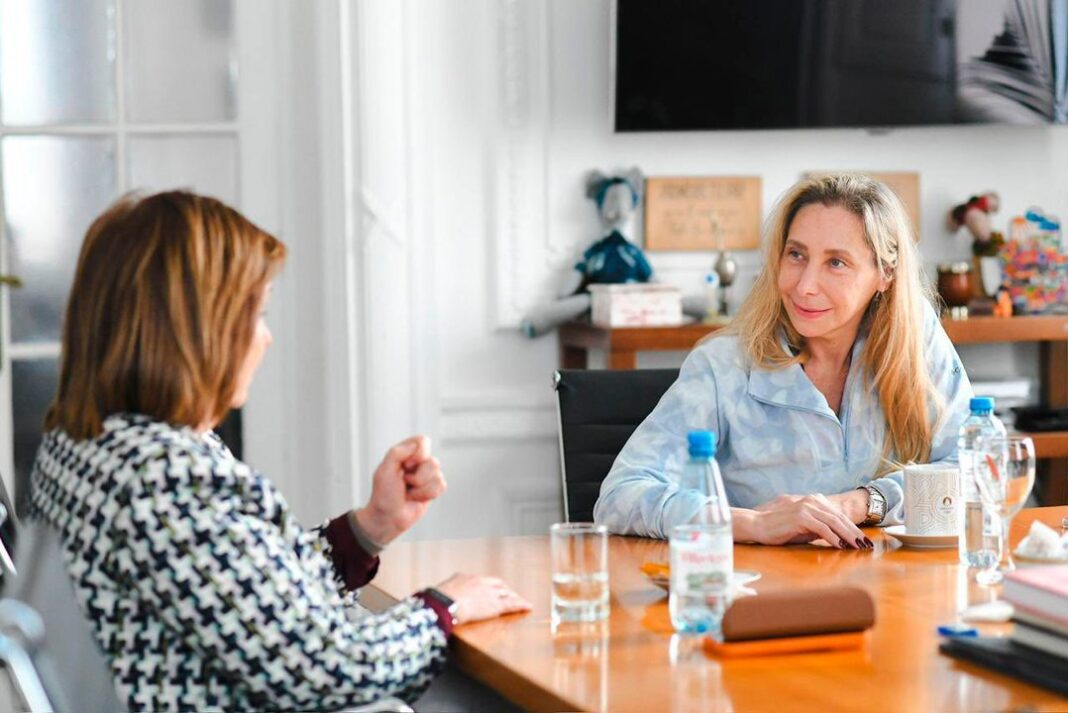 Karina Milei y Patricia Bullrich juntas en una reunión