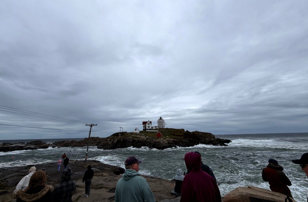 Calle inundada en la costa noreste de Estados Unidos durante una tormenta