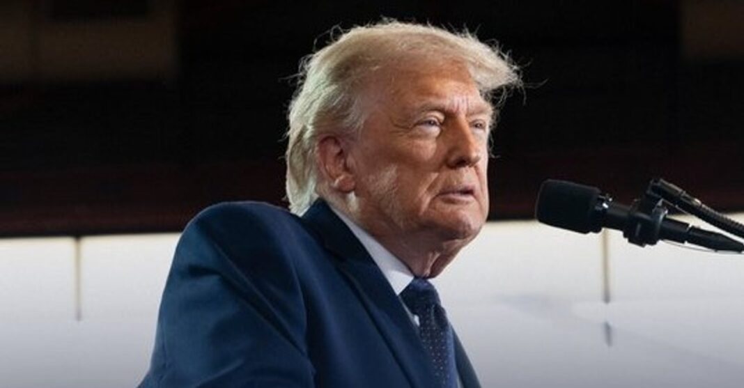 Donald Trump durante una conferencia de prensa